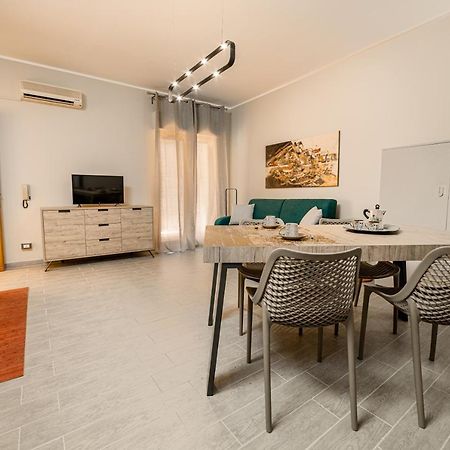 Mondello - Addaura - Le Dimore Dello Zodiaco - Dimora Della Vergine Appartement Palermo Buitenkant foto